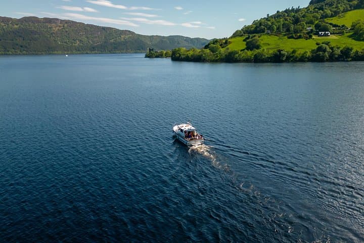 Complete Loch Ness Day Tour from Inverness: Urquhart Castle, Cruise & Hidden Views