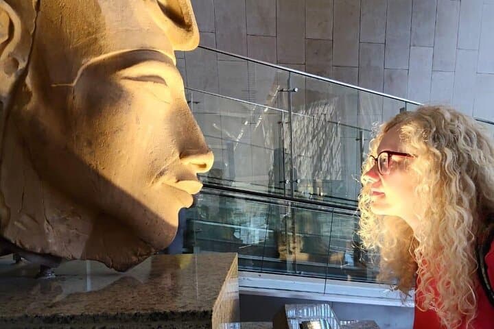VIP Cairo Day Tour: Giza Pyramids, Sphinx, Grand Egyptian Museum & Khan El Khalili photo 1
