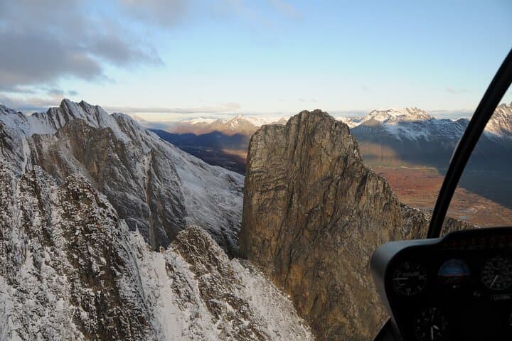Helicopter Flight Over the Great Lakes of Tierra del Fuego: Andes Lagoons & Glaciers photo 6
