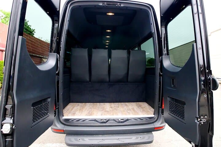 VIP Airport Arrival Transfer in New York City — Mercedes Sprinter Service photo 3