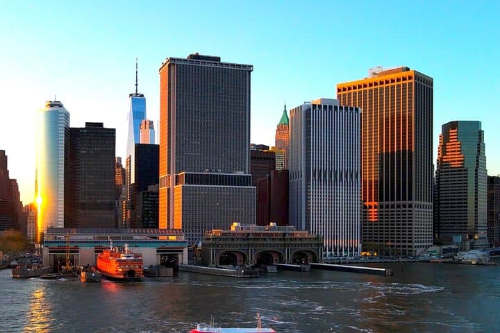 Statue of Liberty Sunset Cruise: 90-Minute Circle Line NYC Harbor Voyage photo 4