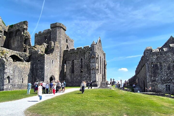 Rock of Cashel Luxury Cave & Castle Day Trip from Killarney photo 4