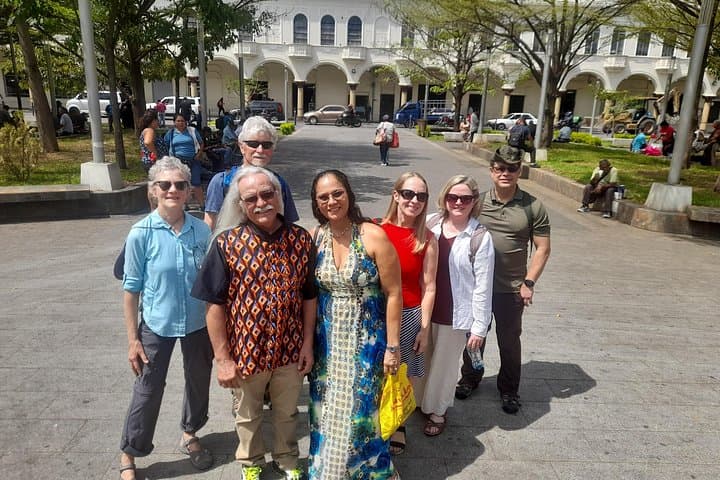 Hugo's City Tour: Explore San Salvador's Historic Center on Foot photo 2