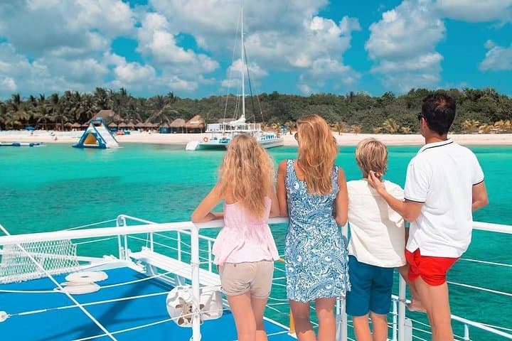 Catamaran to Isla Mujeres: Snorkel El Meco, Ice Bar & Open-Bar Day Trip from Cancun photo 3