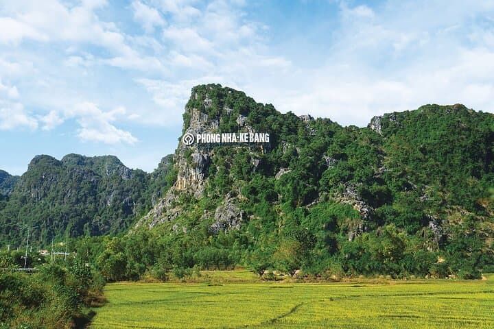 Hue to Phong Nha: 2-Day Paradise Cave & DMZ History Tour photo 6