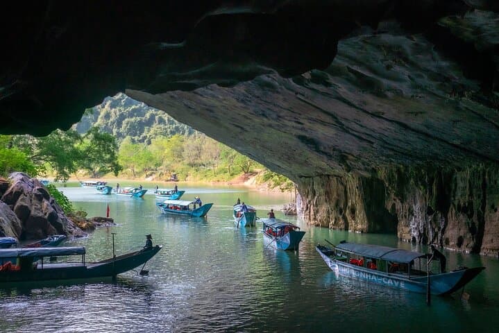 Full-Day Phong Nha Cave Tour: Paradise Cave, Dark Cave Zipline & Chay River Adventure photo 3