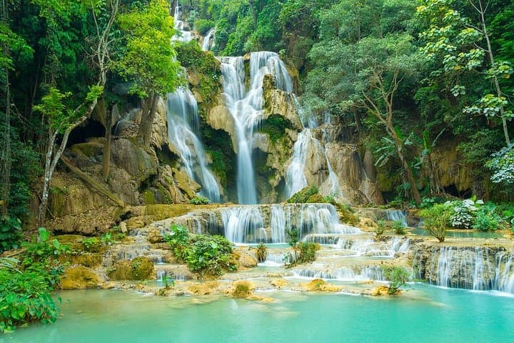 Best of Luang Prabang Shared Group City Tour: Temples, Markets & Royal Palace photo 2
