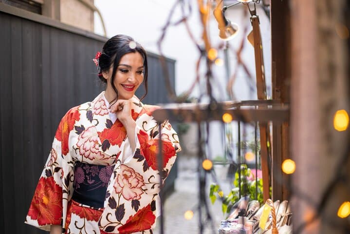 Kimono Photoshoot & Tea House Experience in Kagurazaka, Tokyo photo 6