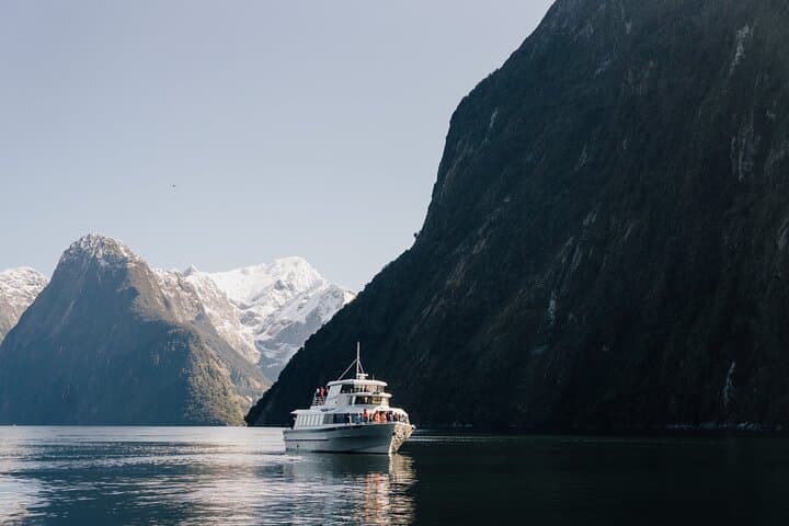 Milford Sound Scenic Cruise with Round-Trip Flights from Queenstown photo 3