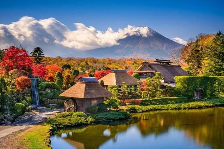 Mt Fuji Classic One-Day Tour from Tokyo: 5th Station, Oshino Hakkai & Gotemba Outlets photo 1