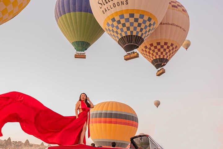 Cappadocia Classic Car Tour: Devrent, Pasabagi, Uchisar & Love Valley in 2 Hours photo 4