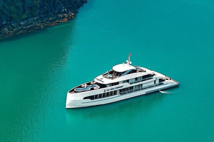 Symphony 5-Star Halong Bay Day Cruise: Jacuzzi, Kayaking & Titov Island