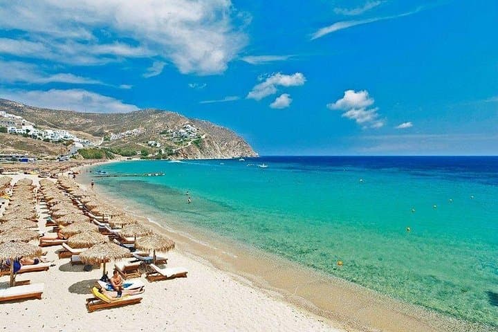 Private Chauffeured Transfer Mykonos — Door-to-Door Comfort and Local Insight photo 3