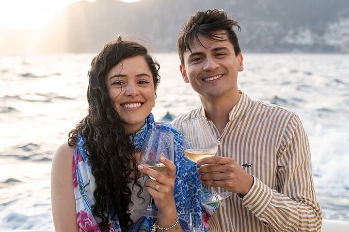 Amalfi Coast Sunset Boat Tour with Dinner from Positano