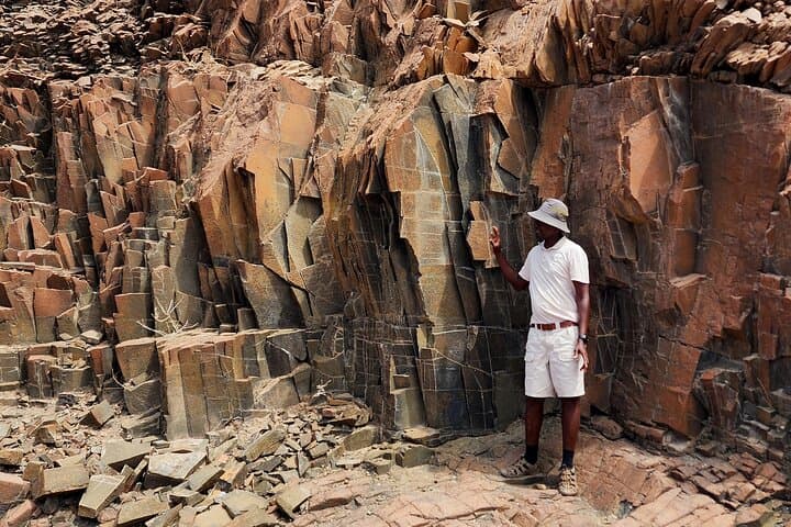 7-Day Namibia Wildlife & Rock Art Safari — Spitzkoppe to Etosha photo 5