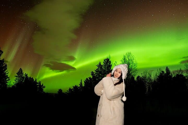 Tromsø Northern Lights Chase: Guided Aurora Tour with Free Photos photo 3