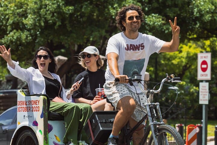 Private Pedicab Tour of Austin: 1-Hour Motorized Ride to the Capitol, Lady Bird Lake & 6th Street