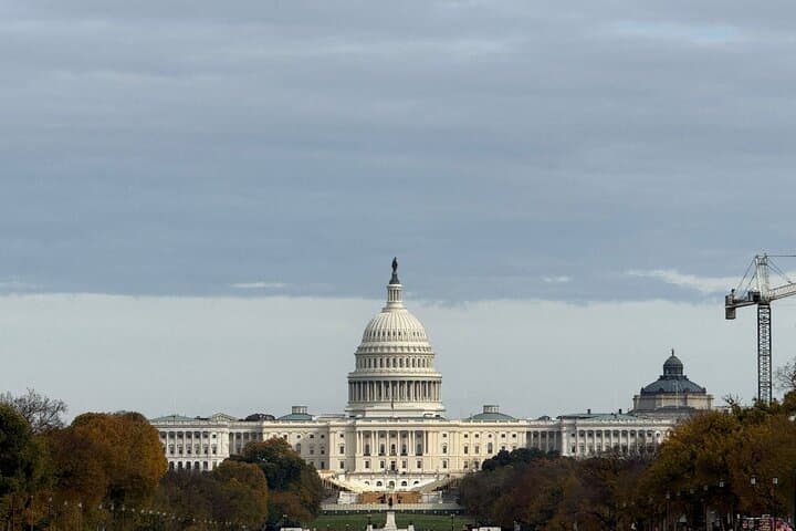 Discover Washington DC from New York City: Private Day Tour in Comfort