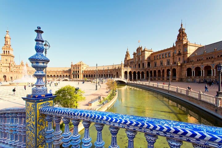 Seville Cathedral, Giralda & Royal Alcázar: Fast-Track Guided Walking Tour photo 5