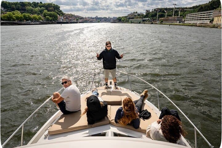 Sunset Douro River Cruise: 6-Bridges Boat Trip in Porto photo 4