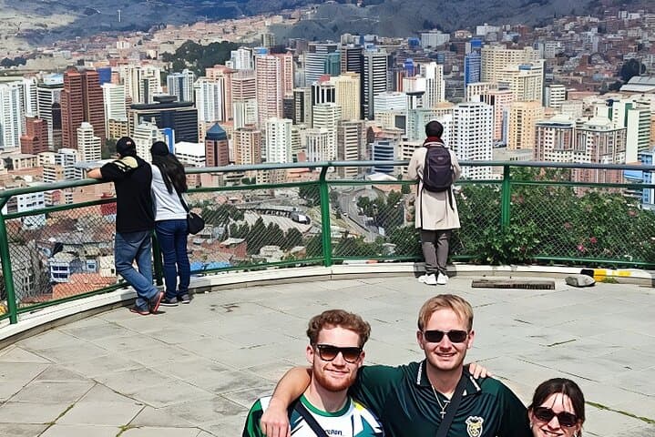 La Paz Bus & Cable Car Tour — Moon Valley, Witches Market and El Alto Cholets photo 2