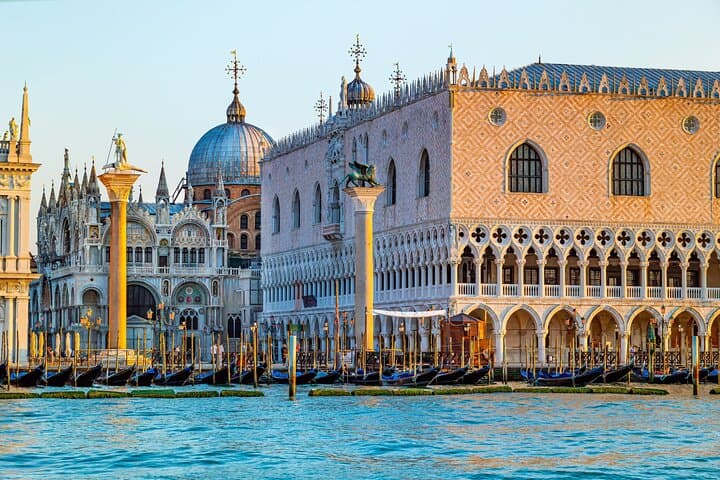 Venice Skip-the-Line: Doge's Palace, St. Mark’s Basilica & 30-Min Shared Gondola