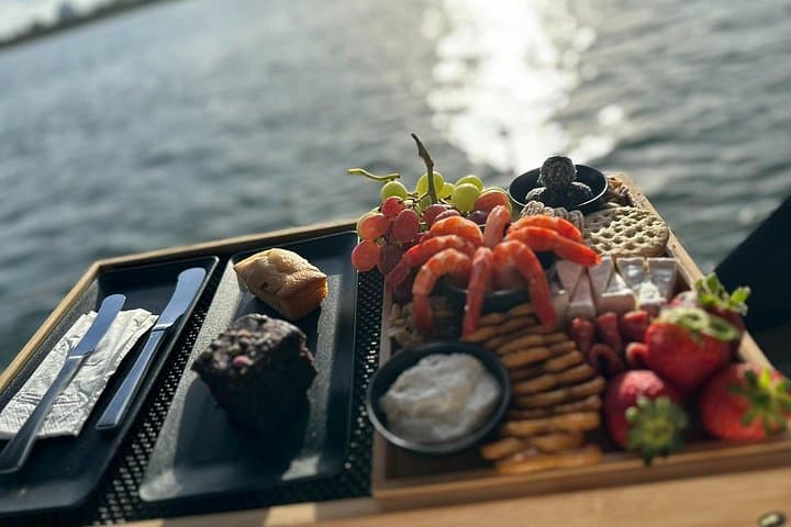Gold Coast Sunset Private Sailing Charter: 2-Hour Broadwater Cruise with Drinks & Snacks photo 4