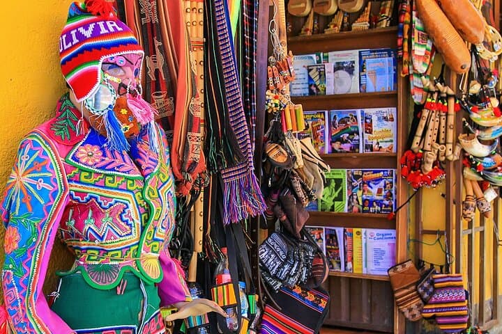 La Paz to Uyuni: 10-Day Private Bolivia Highlights Tour photo 6