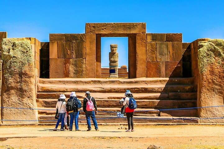 La Paz to Uyuni: 10-Day Private Bolivia Highlights Tour photo 3