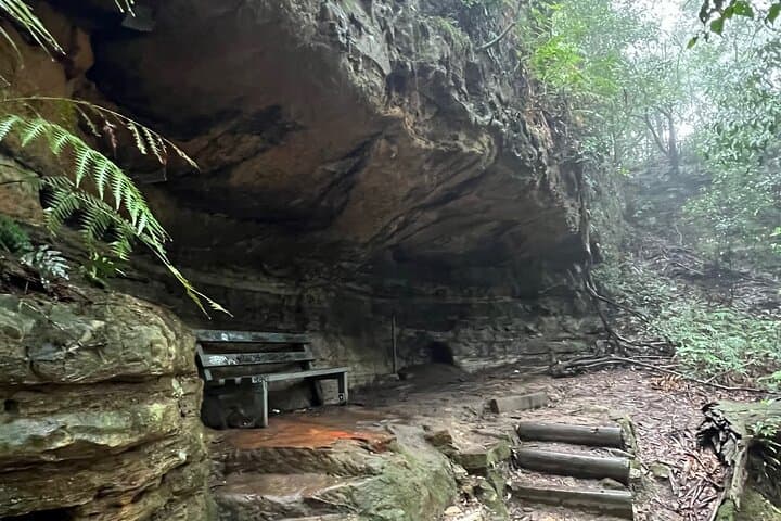 Blue Mountains Day Trip from Sydney: Three Sisters, Scenic World & Waterfalls photo 6
