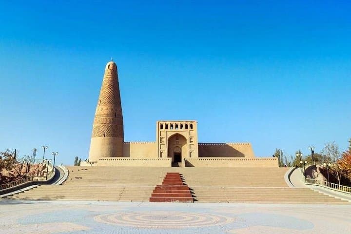 13-Day Silk Road Tour: Xinjiang, Gansu & Qinghai — Karakul, Danxia & Dunhuang photo 3