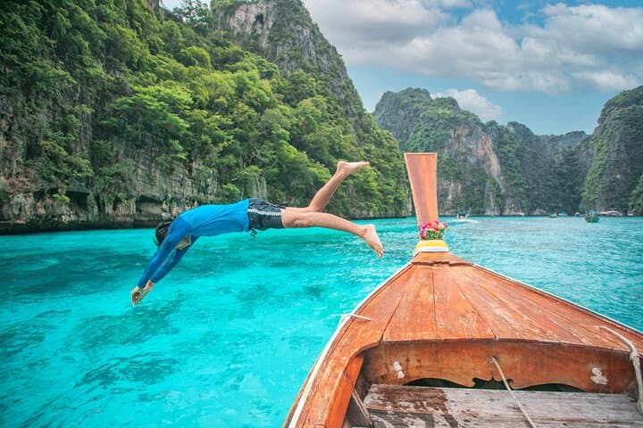 Half-Day Phi Phi Longtail Boat Tour to Maya Bay, Pileh Lagoon & Monkey Beach photo 3