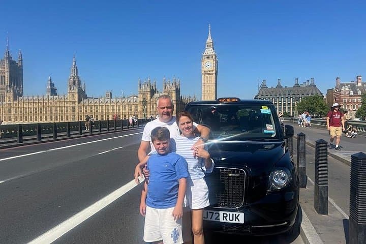 Iconic London Taxi Private Sightseeing Tour — 4-Hour Central London Highlights photo 4