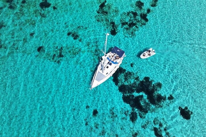 Private Half-Day Sail to Paros Blue Lagoon — Swim, Snorkel & Coastal Coves