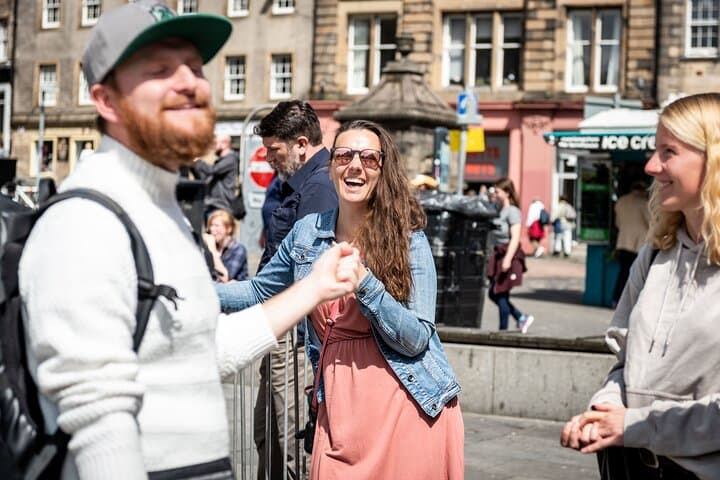 Edinburgh Old Town Walking Tour with Holyrood Palace Entry — 3-Hour Guided History Walk photo 3