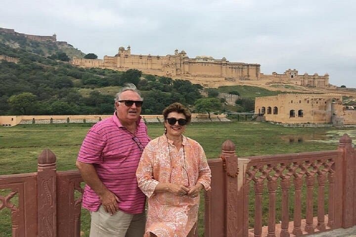 Luxury 5-Day Golden Triangle Tour: Delhi, Agra & Jaipur Highlights