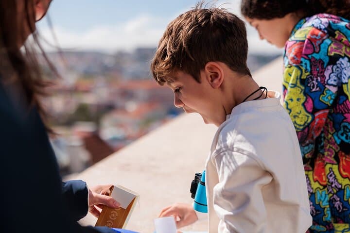 Kids Tuk Tuk Adventure: Interactive 2-Hour Treasure Hunt Through Lisbon photo 2