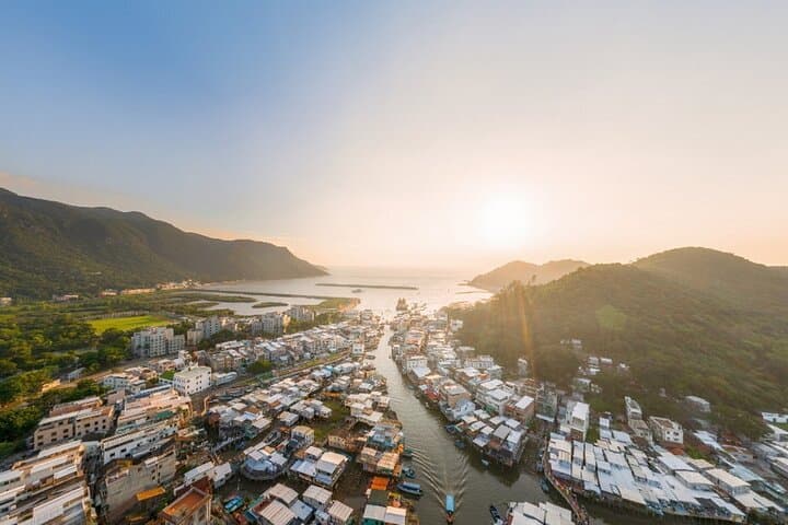 VIP Lantau Big Buddha & Tai O Tour — Priority Ngong Ping 360 Cable Car Experience photo 3
