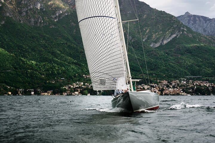 Private Classic Sailing Tour on Lake Como with Aperitif photo 2