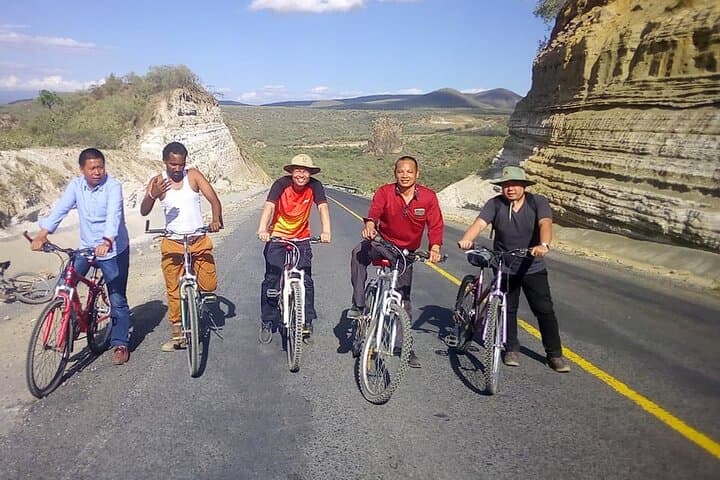 Hell's Gate & Lake Naivasha Day Tour from Nairobi — Biking, Gorges & Hippo-Spotting photo 3