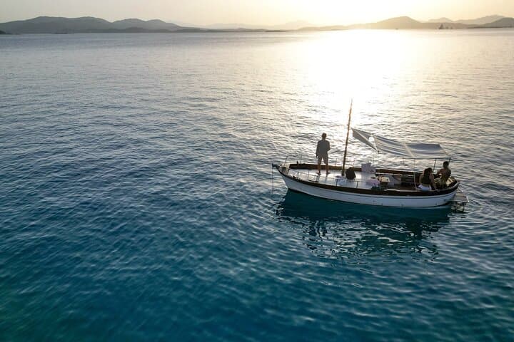 Sunset Boat Aperitif Tour to Tavolara and Molara — Porto San Paolo