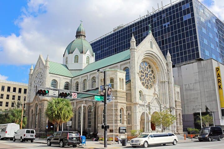 Tampa Scavenger Hunt Walking Tour: Historic Downtown Self-Guided Adventure photo 3