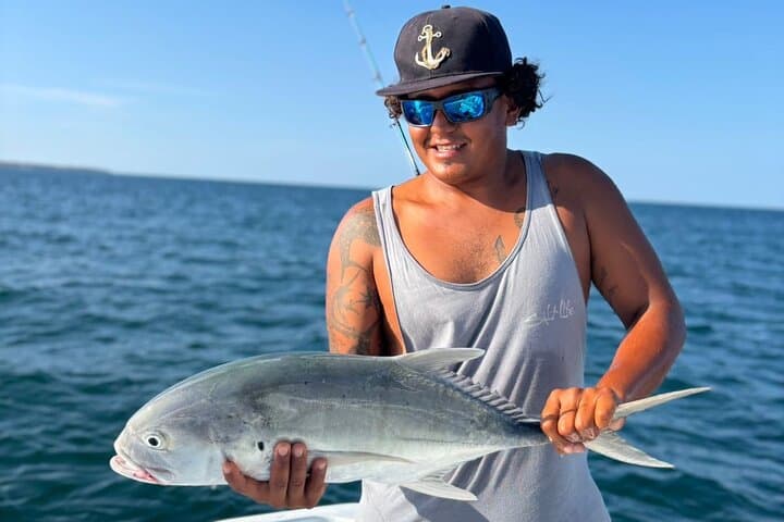 Tamarindo Fishing Charter: 4-Hour Ocean Trip with Snacks & Drinks photo 2
