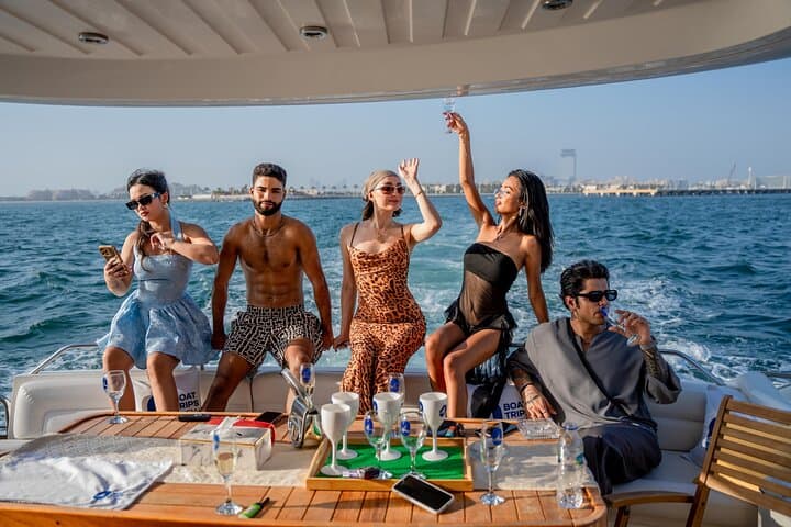 Dubai Marina Yacht Cruise — 2‑Hour Morning, Sunset & Night Skyline Cruises photo 3