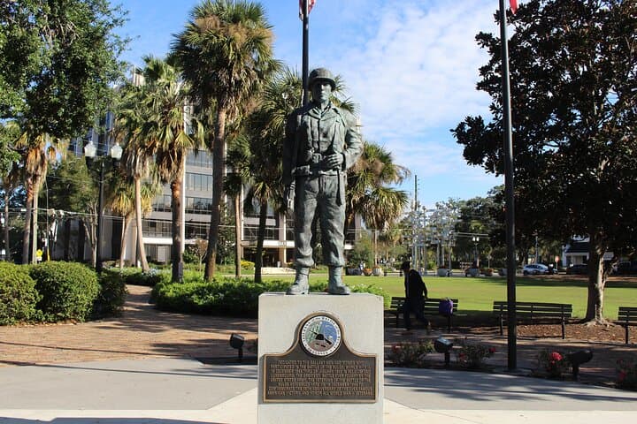 Orlando Scavenger Hunt: Self-Guided Historic Walking Game Around Lake Eola photo 6
