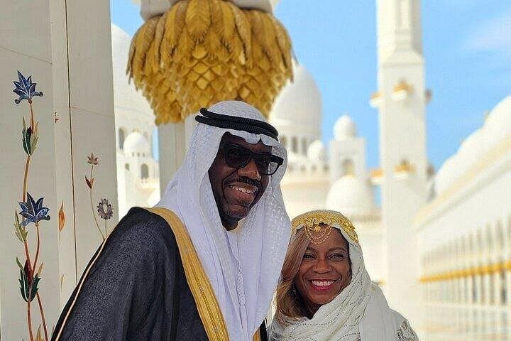Abu Dhabi Private City Tour from Dubai – Sheikh Zayed Mosque, Corniche & Yas Island photo 2