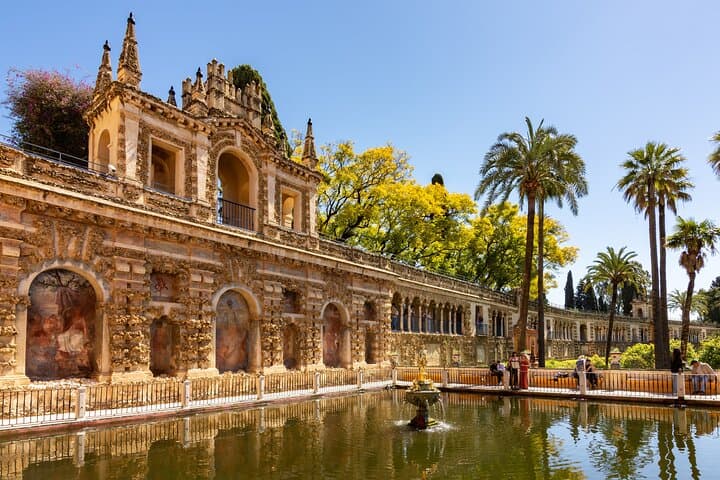 Seville Cathedral, Giralda & Royal Alcázar: Fast-Track Guided Walking Tour photo 2