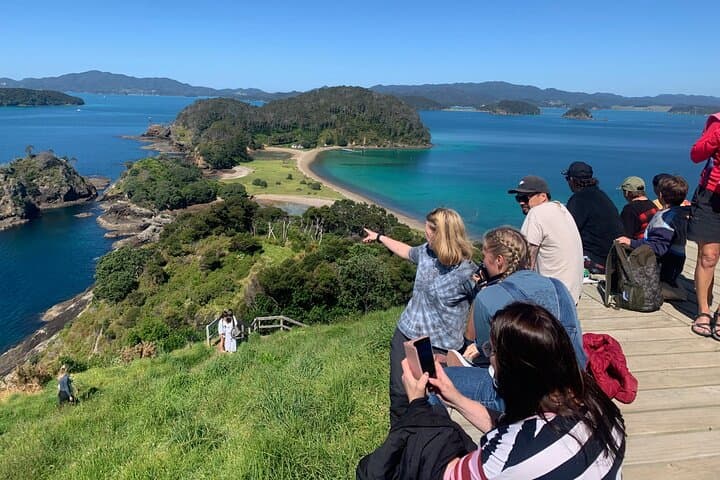 Bay of Islands Hole in the Rock Cruise with Island Stopover from Paihia photo 2