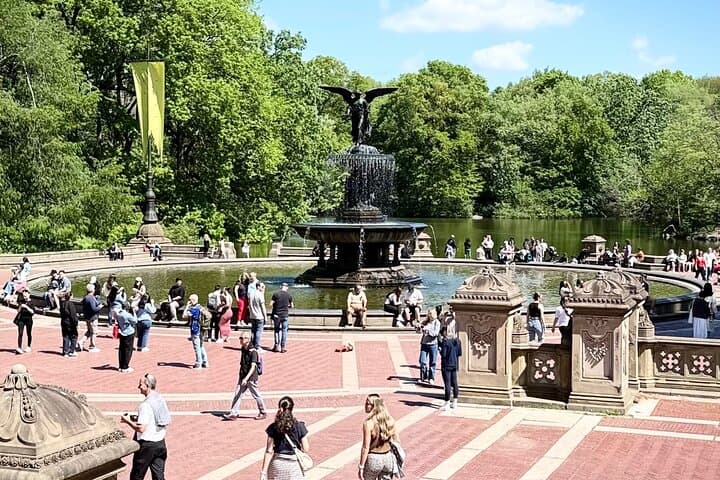Central Park Pedicab Tour: Guided Highlights, Photo Stops & Local Stories photo 2
