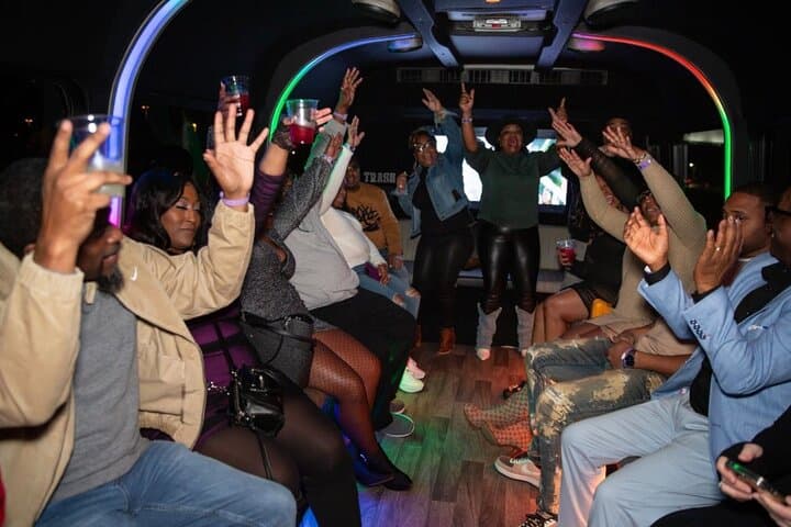 Vegas Rock Star Nightclub Tour: VIP Party Bus Guide to the Hottest Clubs on the Strip photo 3